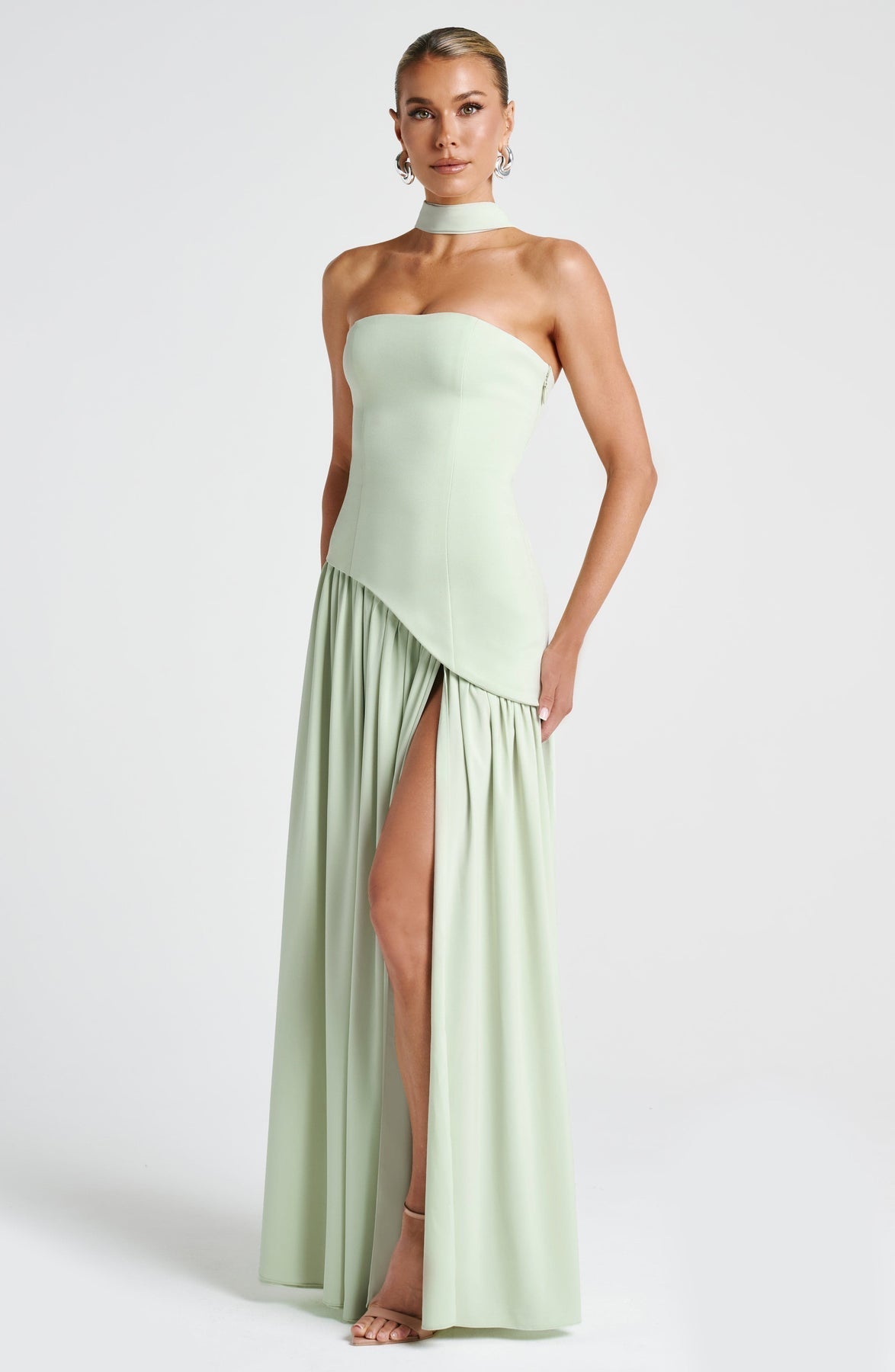 Vestido Longo Sem Alças Elegante Modern Mya