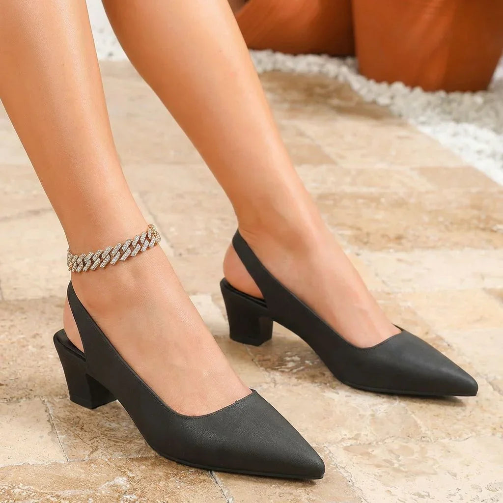 Sapato Feminino Solenne™ Em Couro com Salto Conforto!