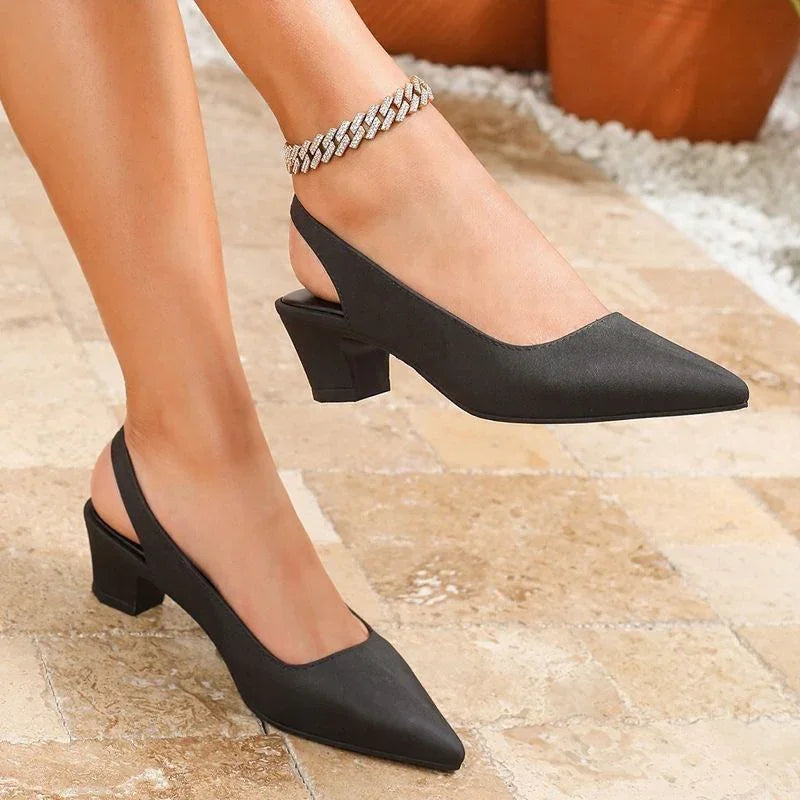 Sapato Feminino Solenne™ Em Couro com Salto Conforto!