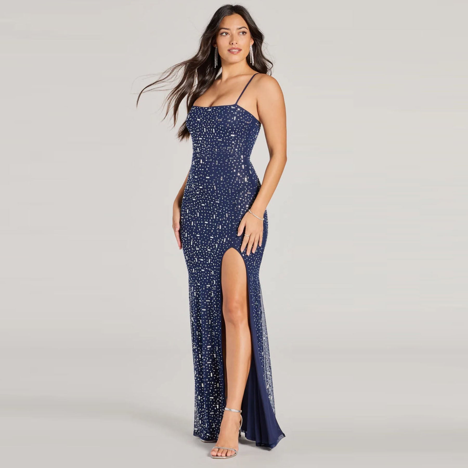 Vestido Longo Brilhante com Fenda Modern Shine