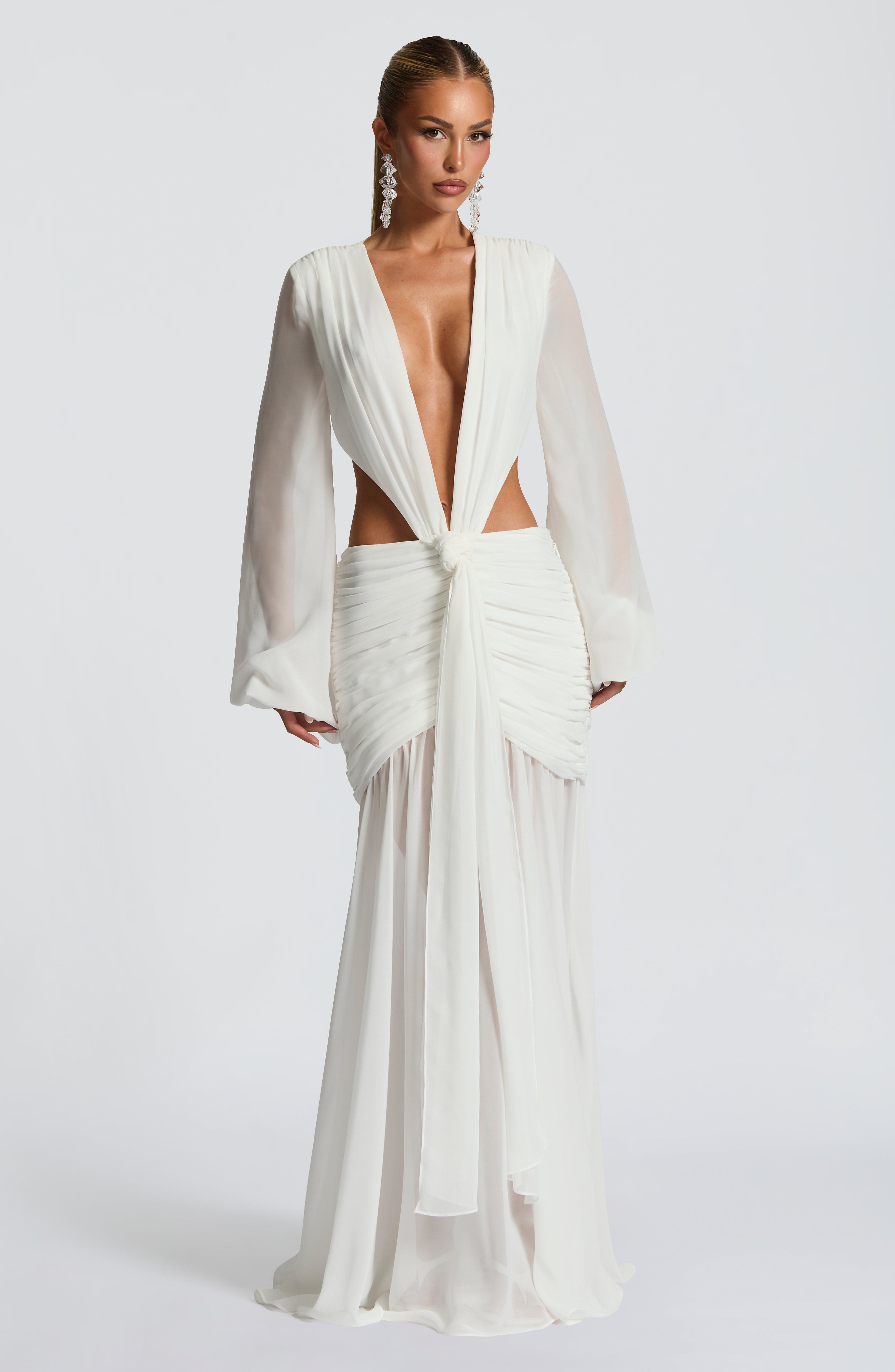 Vestido Longo Manga Comprida em Tule Modern Kyra