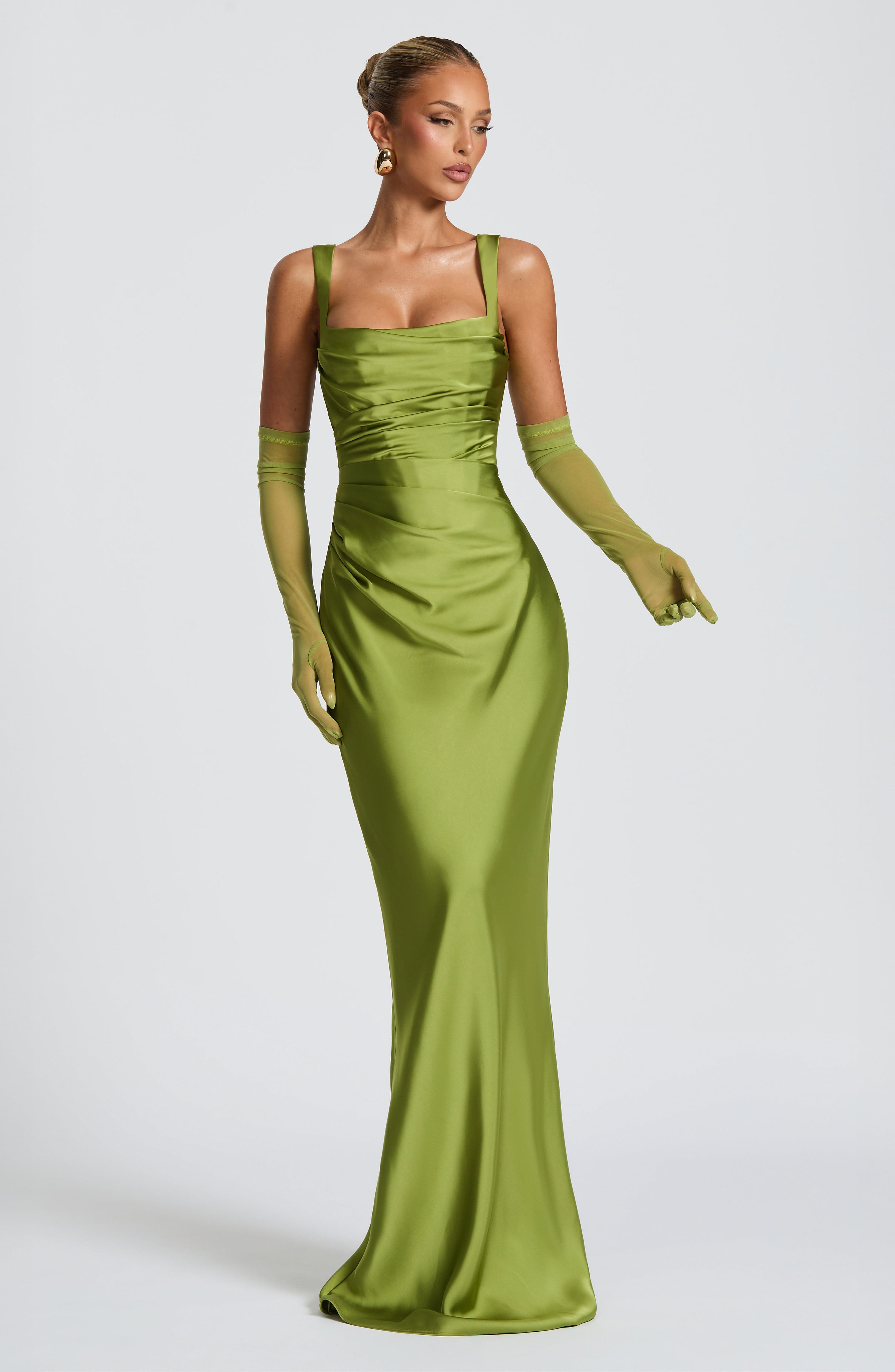 Vestido Longo de Cetim com Lenço Modern Viena