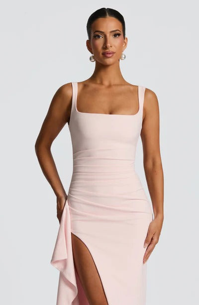 Vestido Longo com Fenda Modern Katana