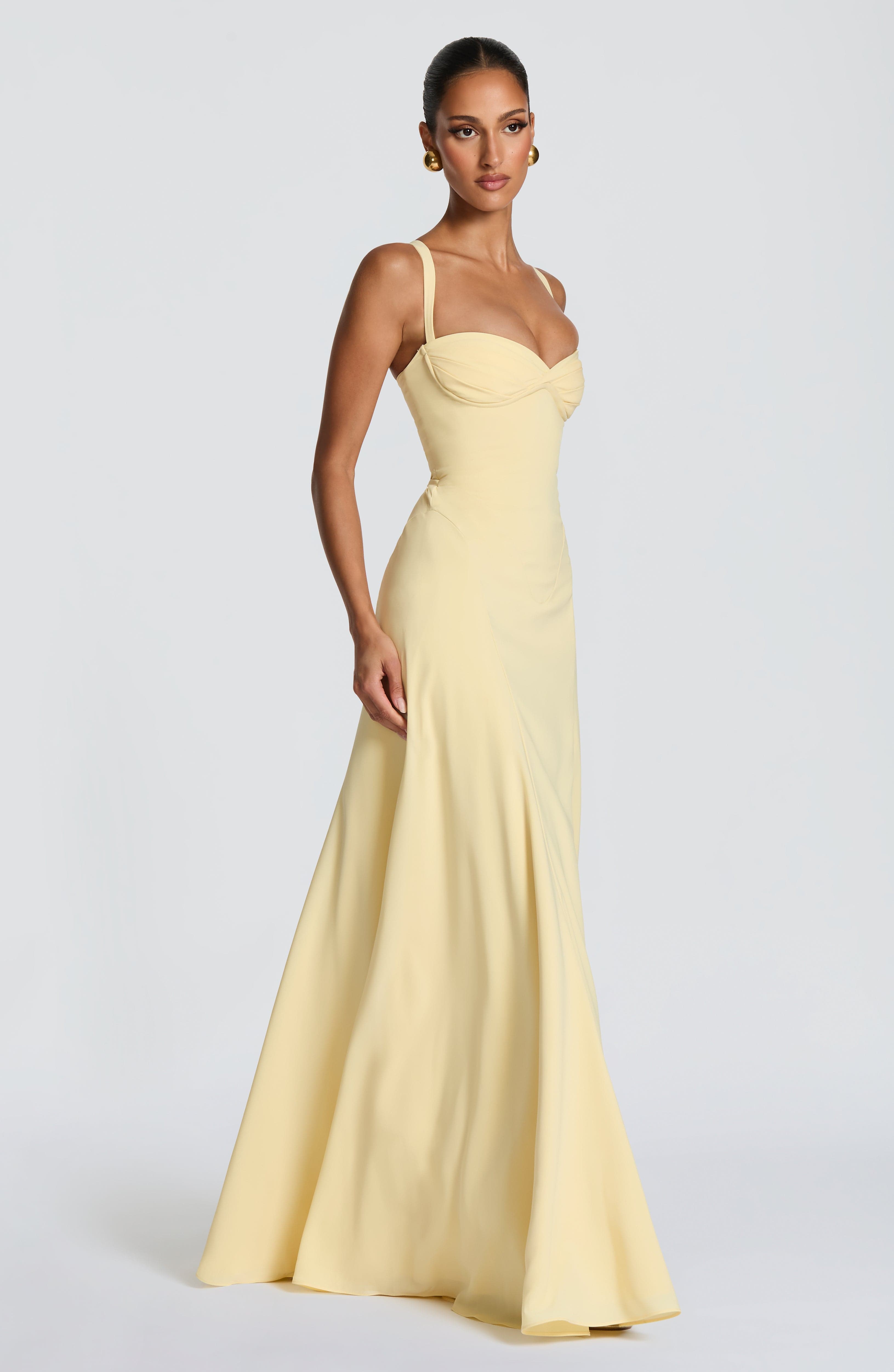 Vestido Longo com Alças e Ajustes nas Costas Modern Irie