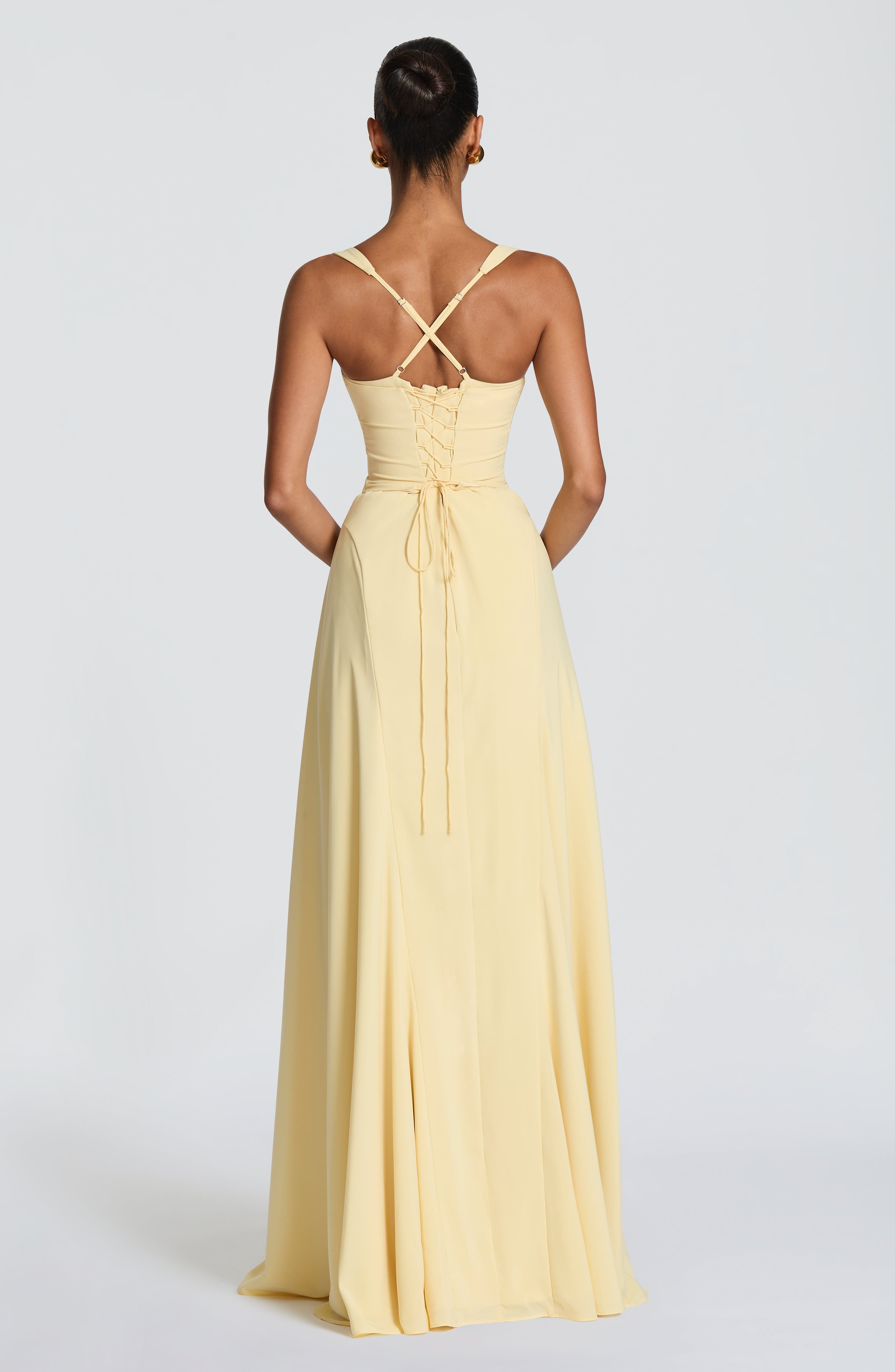 Vestido Longo com Alças e Ajustes nas Costas Modern Irie