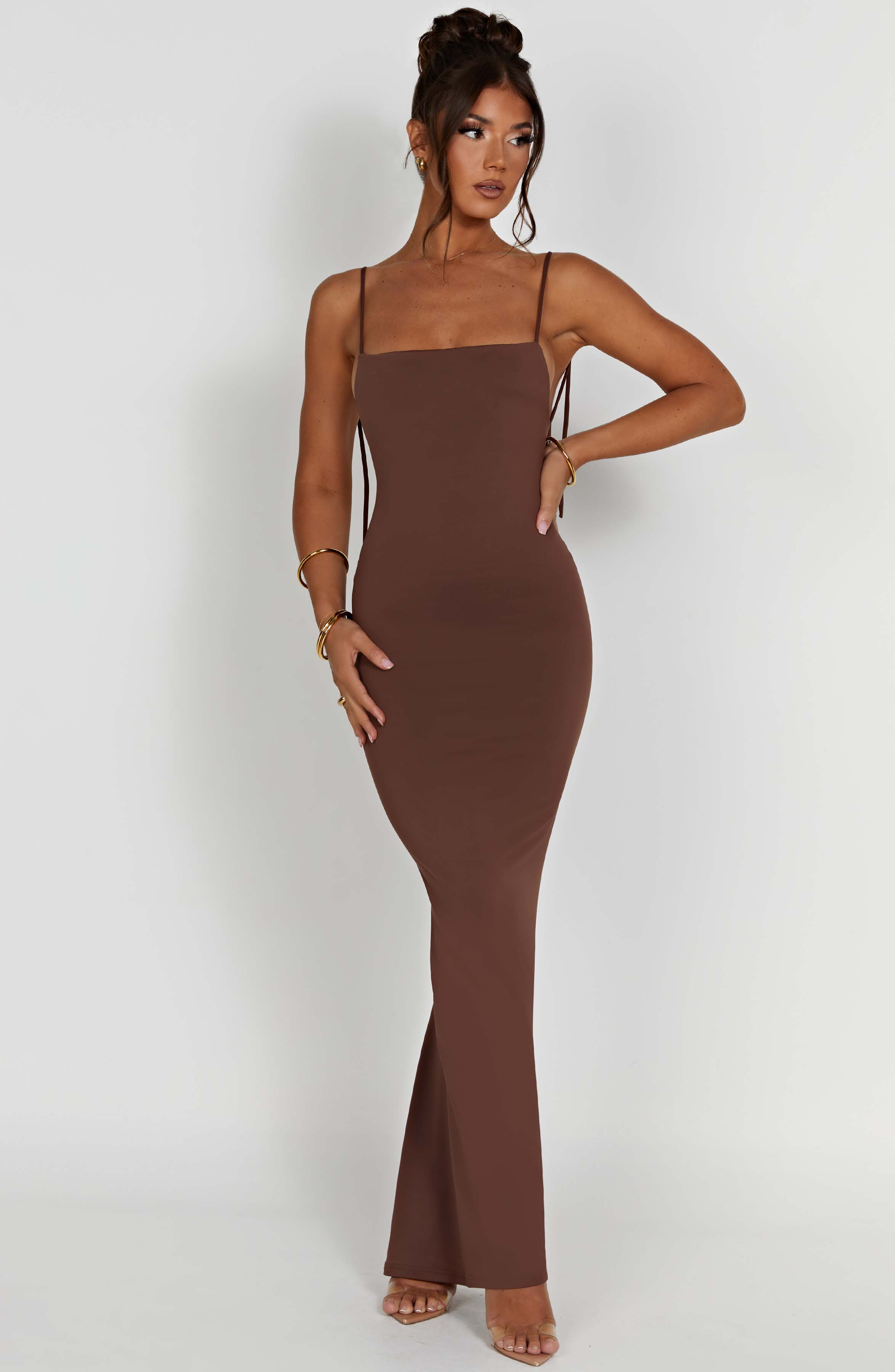 Vestido Longo Costas Aberta Modern Sanya Marrom